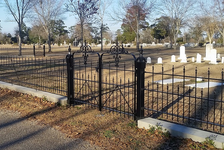 brewtoncemeterygates